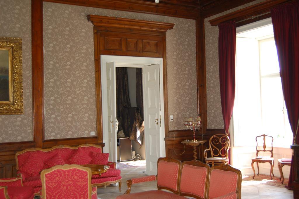 Gaestehaus Schloss Aschach Ашах-ан-дер-Донау Екстериор снимка